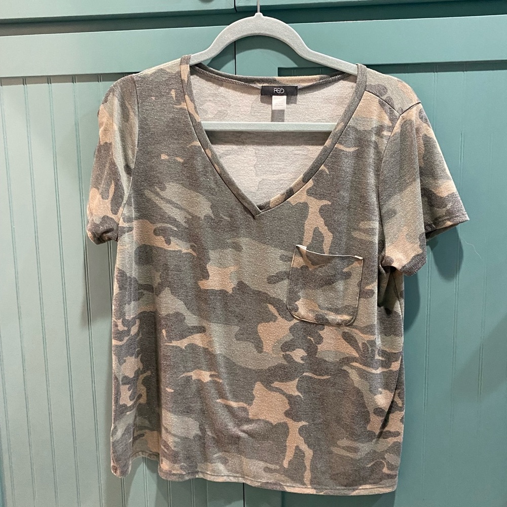 Camo tshirt